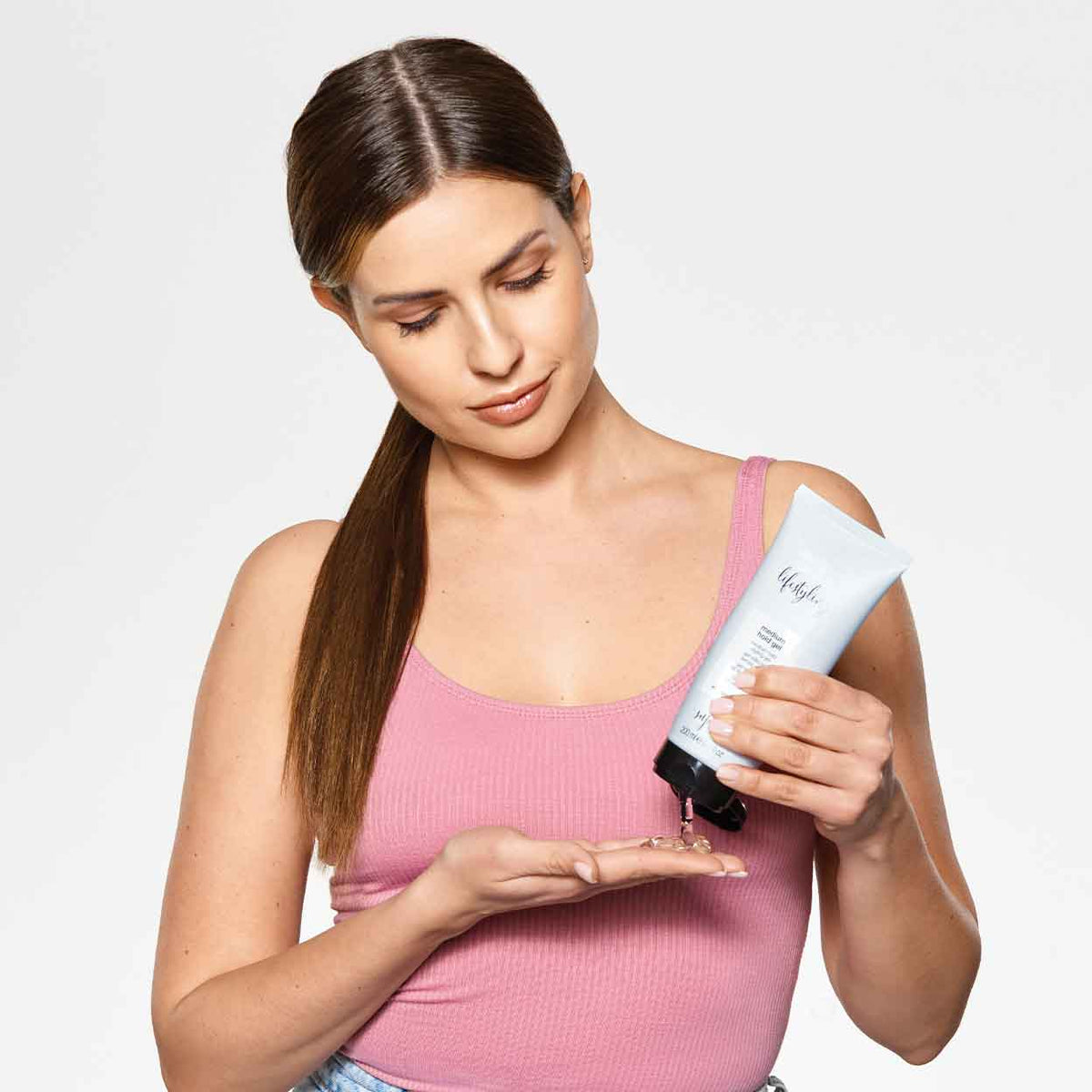 milk_shake lifestyling medium hold gel - Blend Box