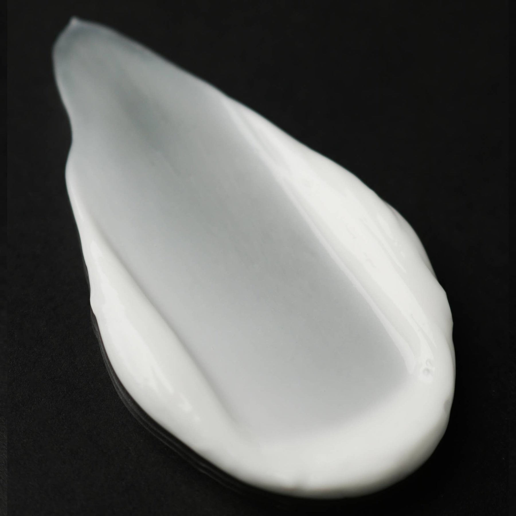 SIDIA The Hand Serum: Wired – Brightening & Protective Daily Treatment