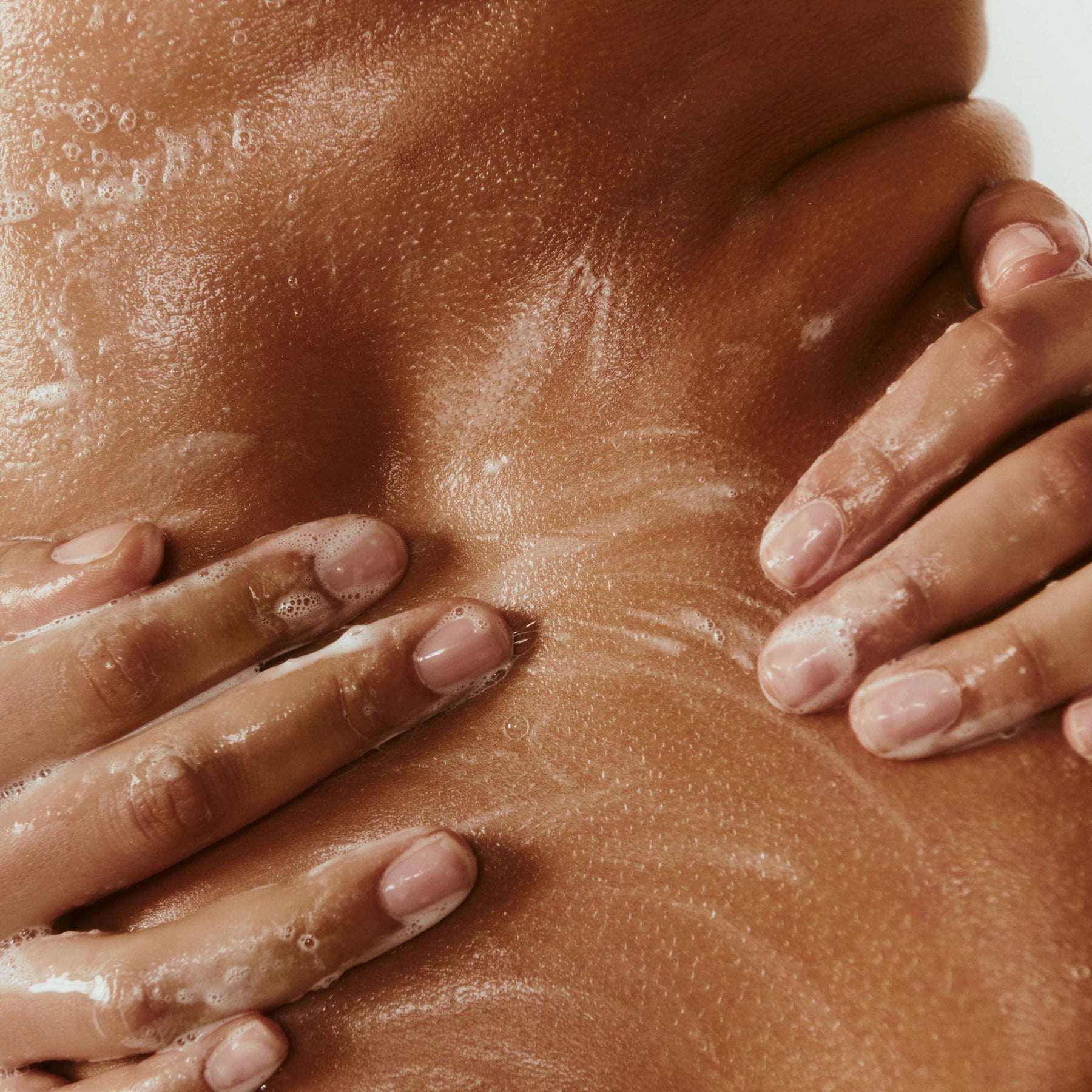 SIDIA The Body Exfoliant: Wired – Resurfacing & Energizing Skin Polisher