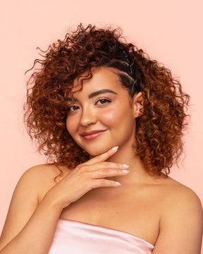 DESIGNME HOLD.ME Three-Way Hairspray: The Ultimate Adjustable 3-in-1 Mist