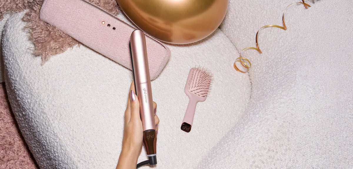 ghd Chronos Professional Hair Straightener Gift Set – Cashmere Beige Limited Edition