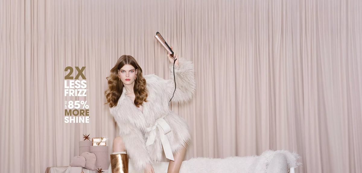 ghd Chronos Professional Hair Straightener Gift Set – Cashmere Beige Limited Edition