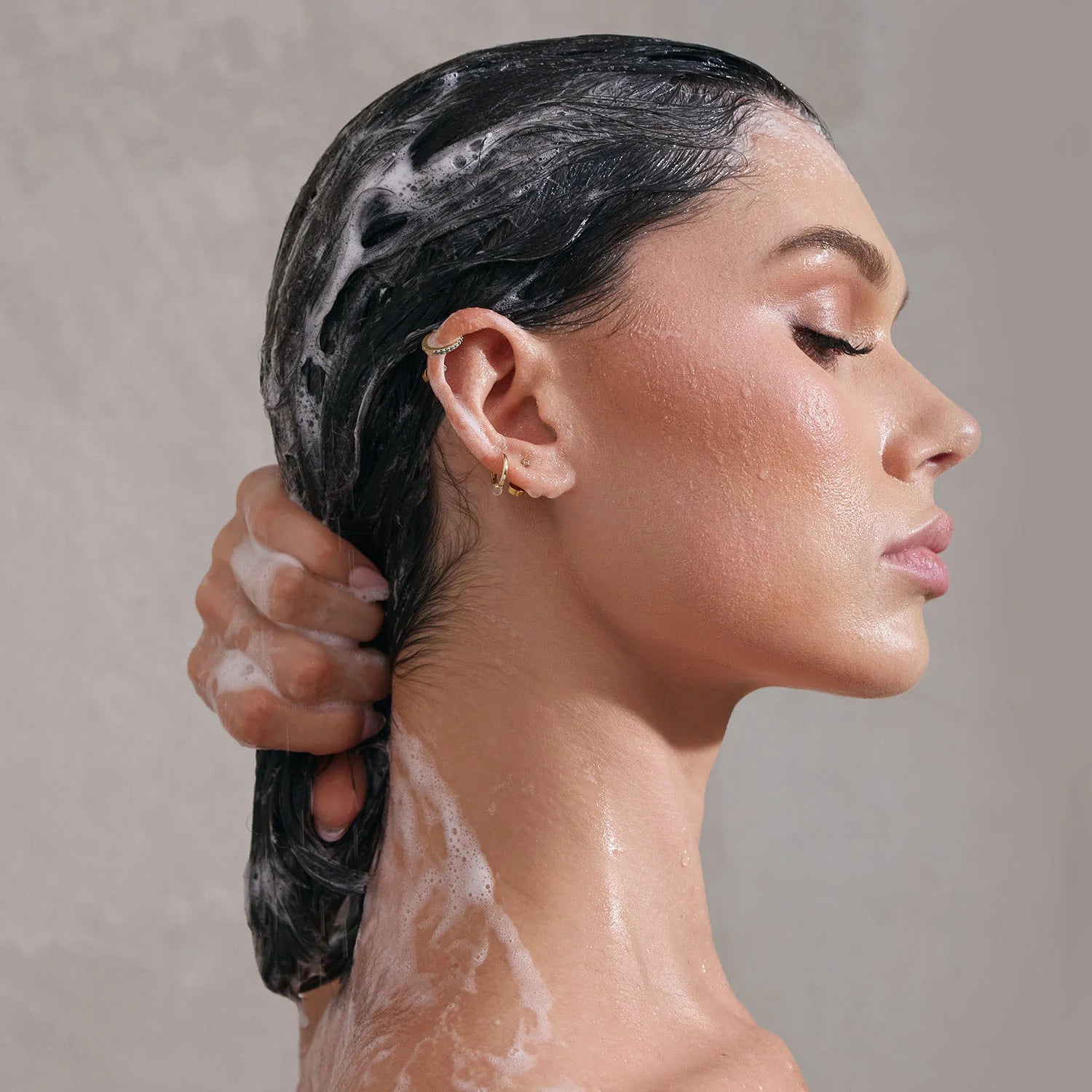 UNITE WEEKENDER Shampoo